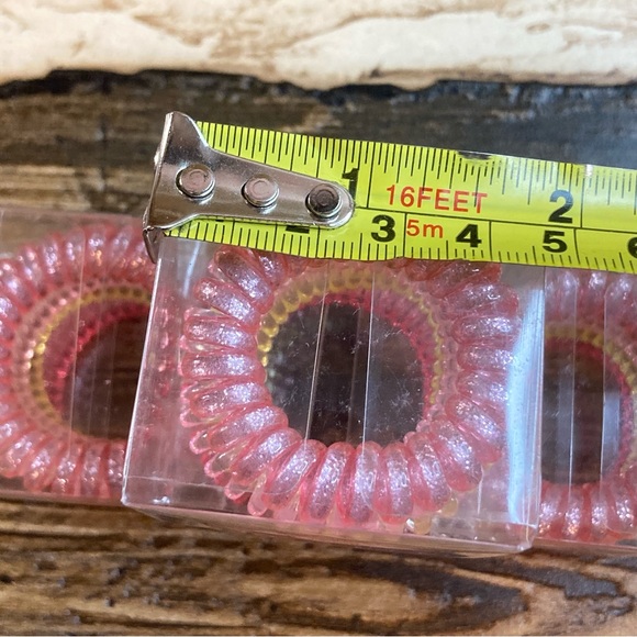 Modern Expressions spiral hair ties 3 sets of 4 - Picture 2 of 6